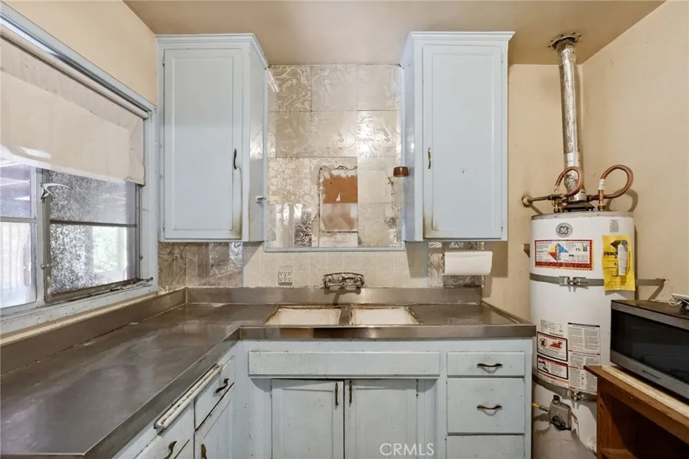 6009 Texhoma Avenue Encino, CA 91316