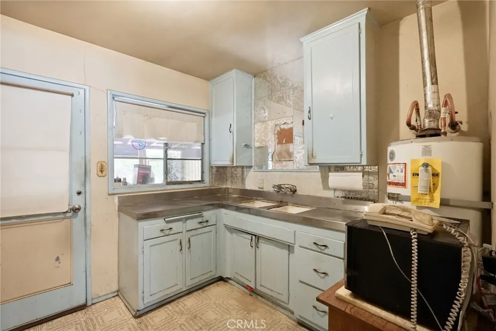 6009 Texhoma Avenue Encino, CA 91316