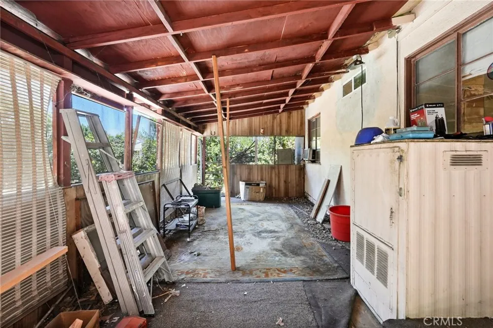 6009 Texhoma Avenue Encino, CA 91316