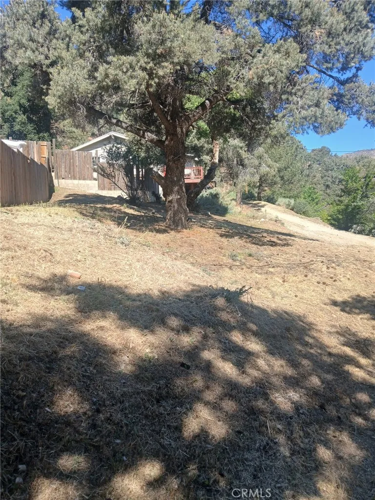 137 East End Dr. Frazier Park, CA 93225