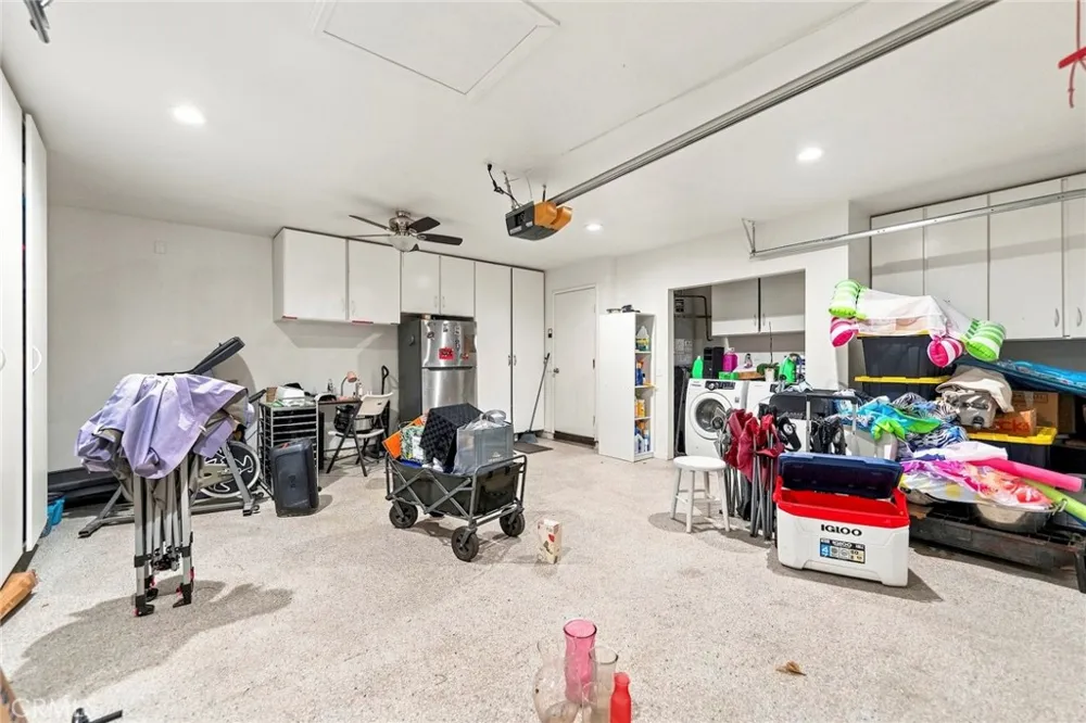 4263 Baggett Riverside, CA 92505