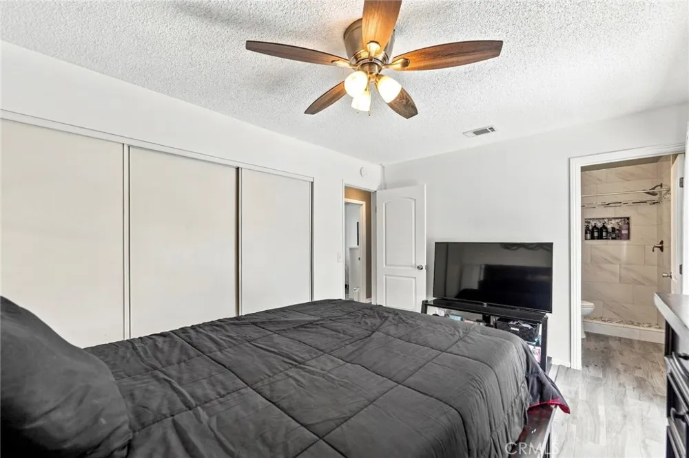 4263 Baggett Riverside, CA 92505
