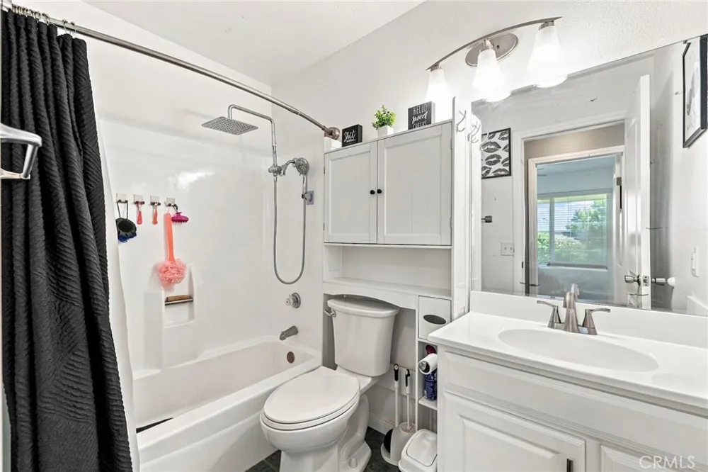4263 Baggett Riverside, CA 92505