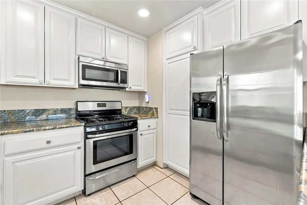 4263 Baggett Riverside, CA 92505