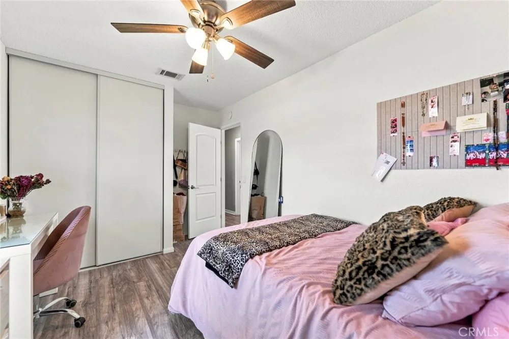 4263 Baggett Riverside, CA 92505
