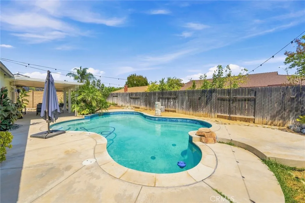 4263 Baggett Riverside, CA 92505
