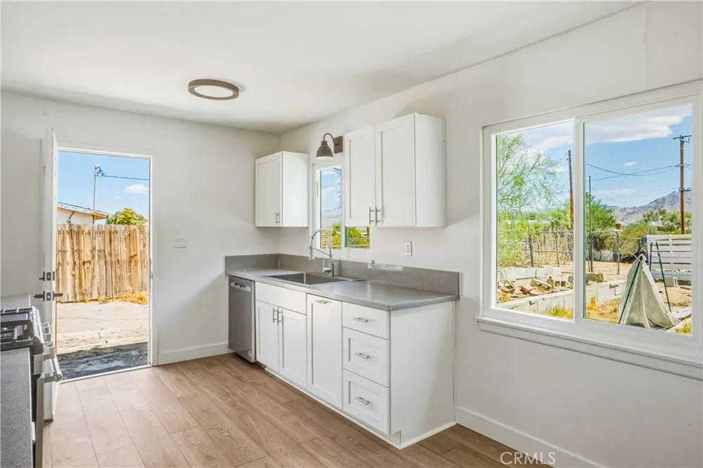 73163 Sun Valley 29 Palms, CA 92277