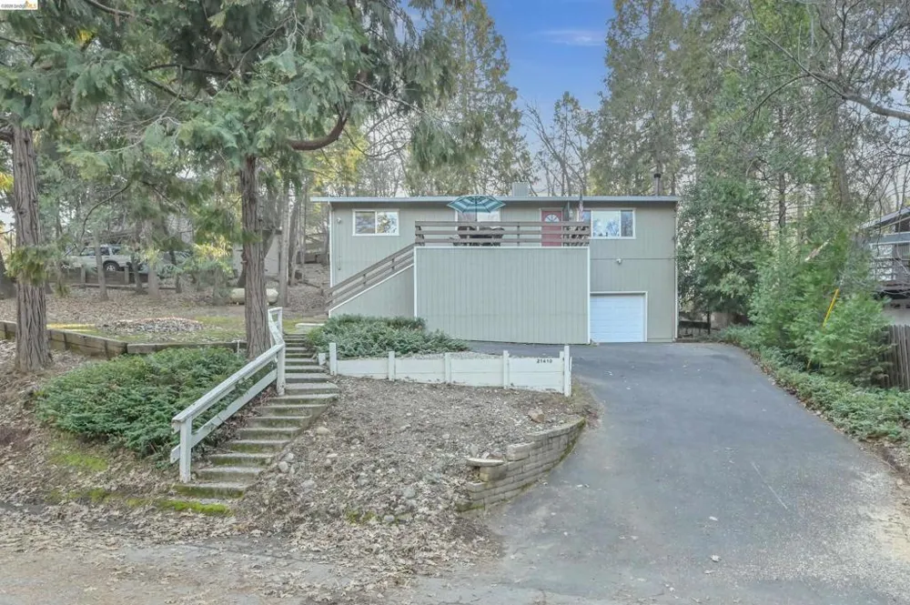 21410 Green Meadow Lane Sonora, CA 95370