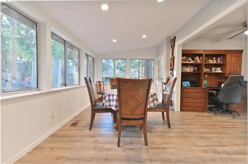 21410 Green Meadow Lane Sonora, CA 95370