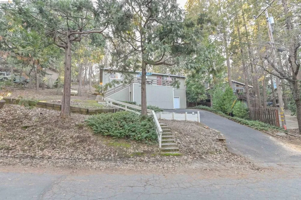 21410 Green Meadow Lane Sonora, CA 95370