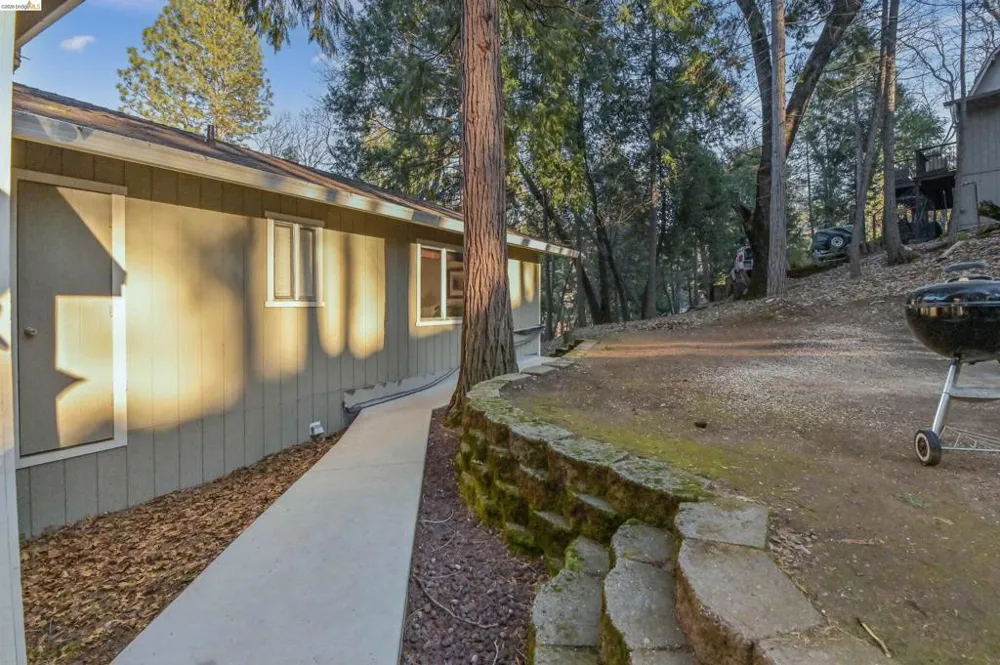 21410 Green Meadow Lane Sonora, CA 95370