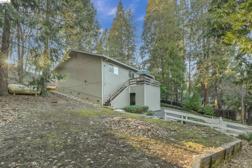 21410 Green Meadow Lane Sonora, CA 95370