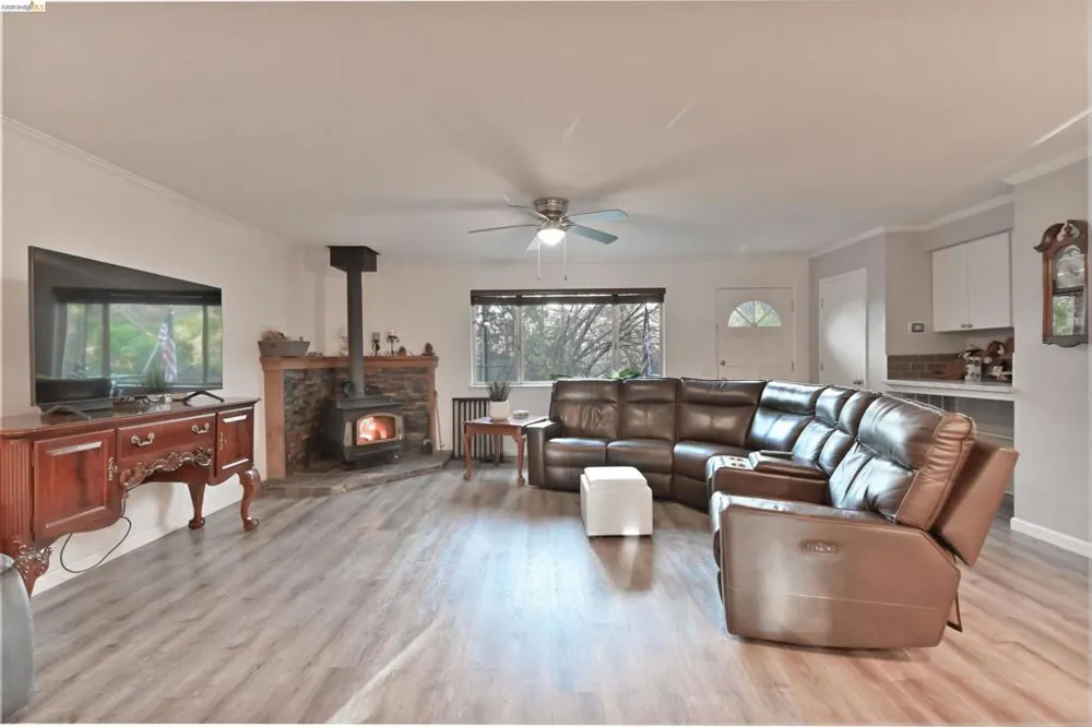 21410 Green Meadow Lane Sonora, CA 95370