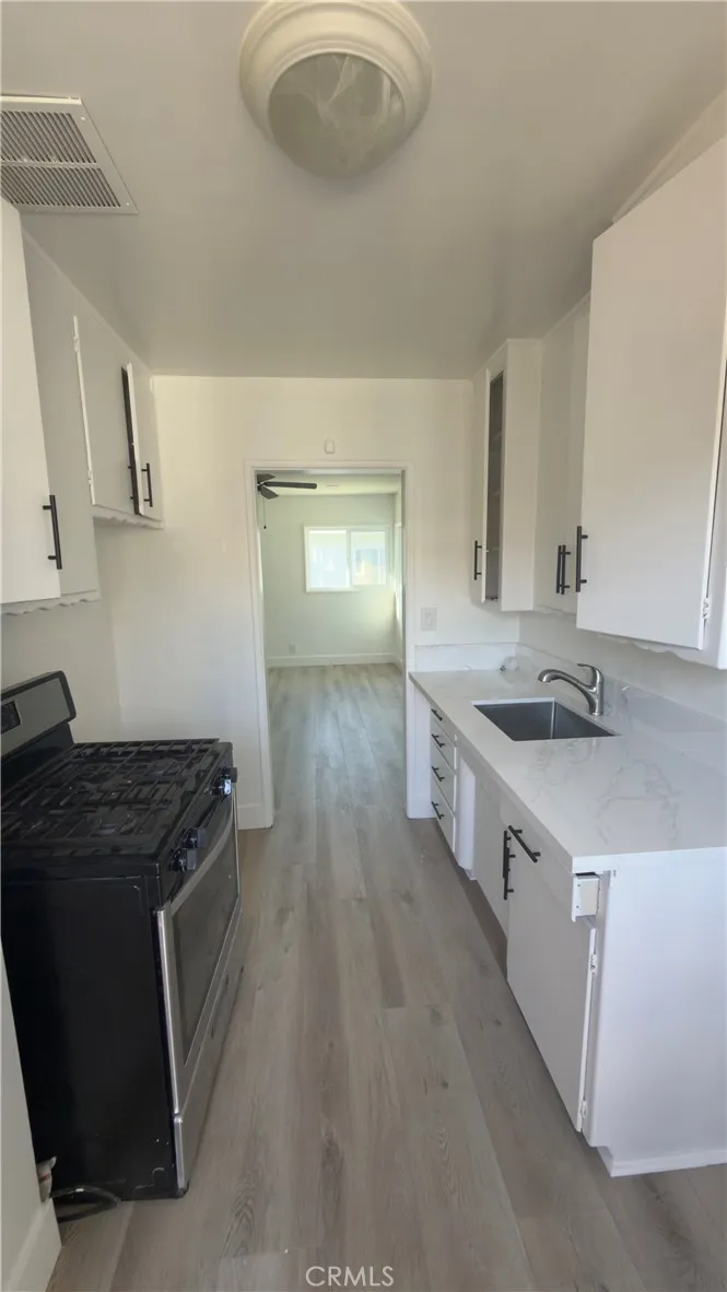 622 Olive #B Anaheim, CA 92805