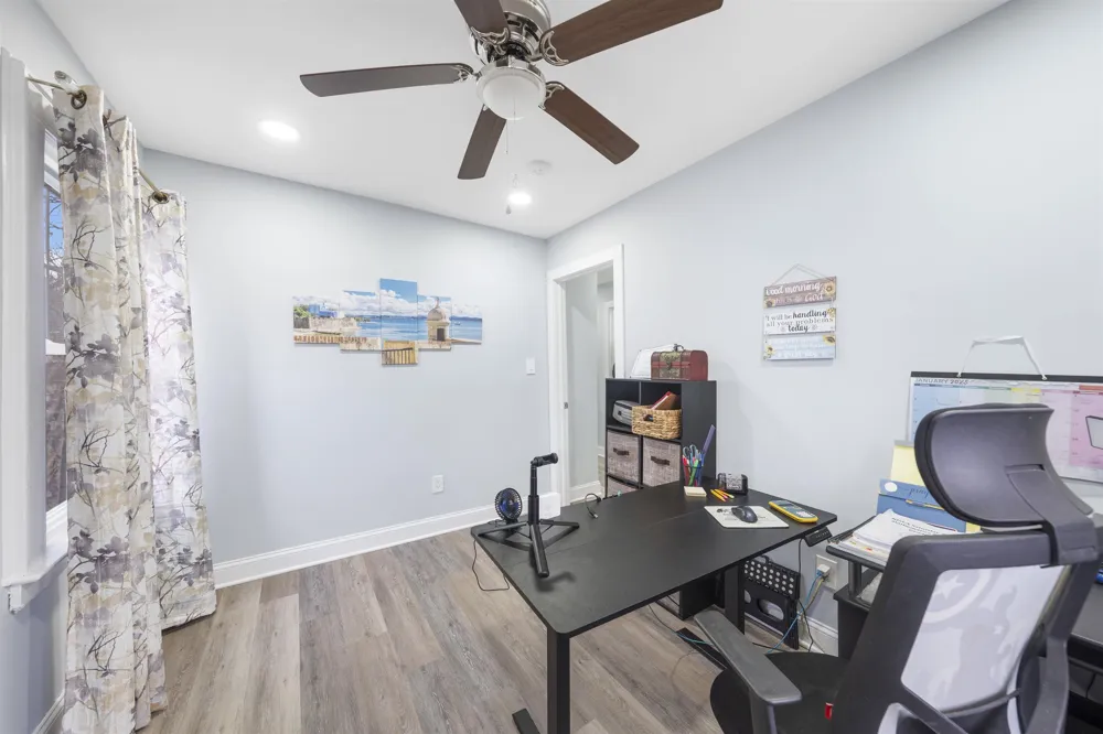 61-63 KEER AVE Newark, NJ 07112