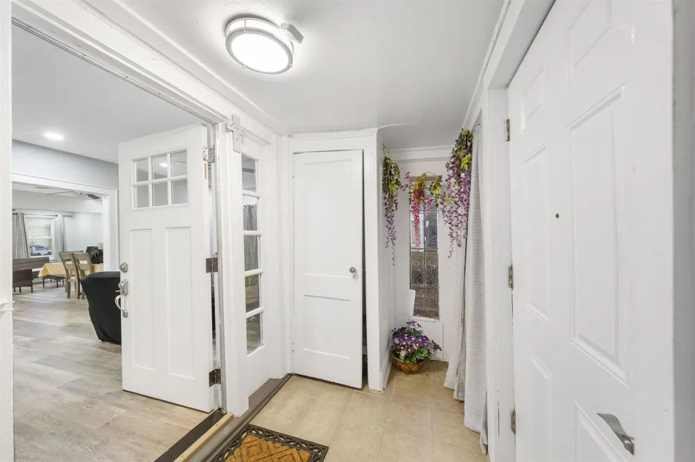 61-63 KEER AVE Newark, NJ 07112
