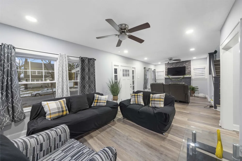 61-63 KEER AVE Newark, NJ 07112
