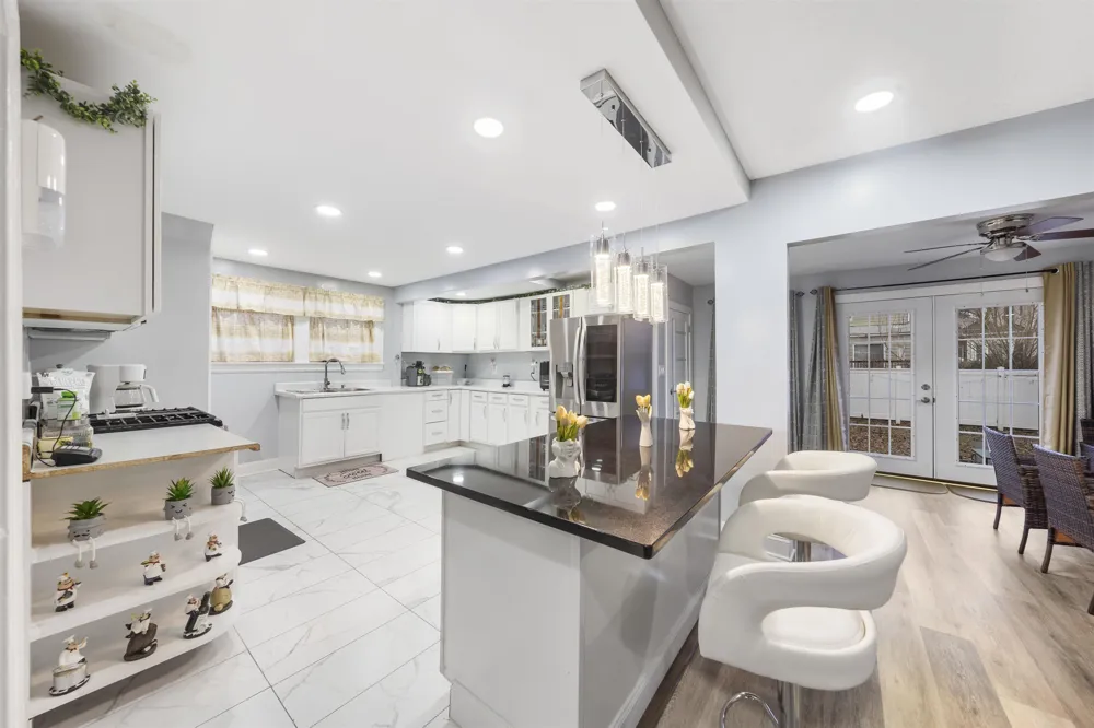 61-63 KEER AVE Newark, NJ 07112