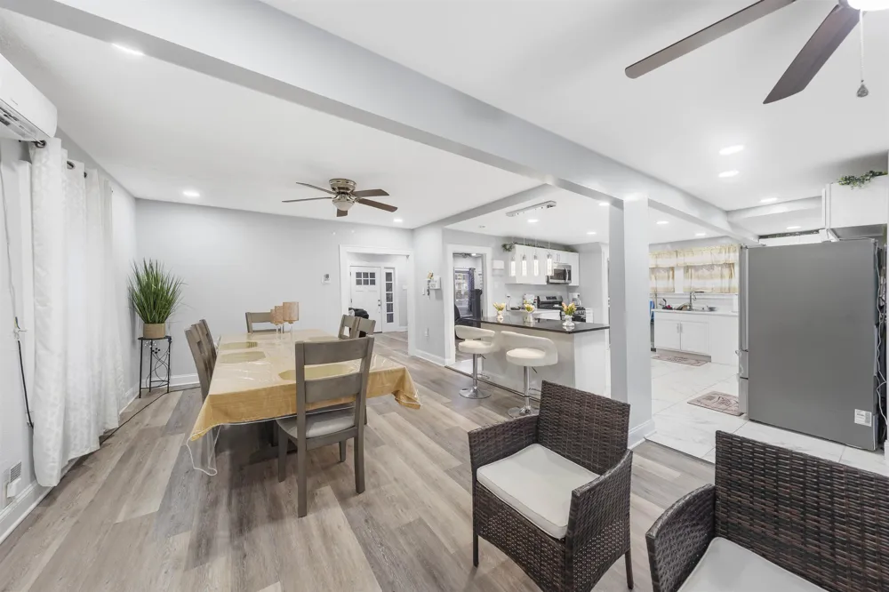 61-63 KEER AVE Newark, NJ 07112