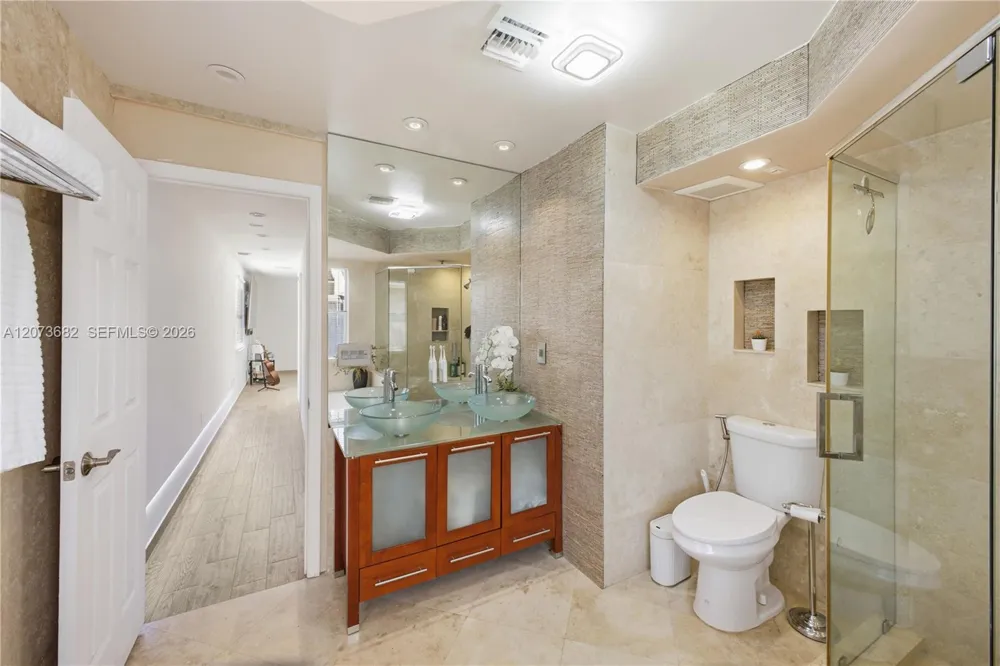 8635 SW 15th St Pembroke Pines, FL 33025