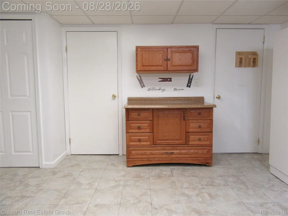 3208 Glenview Avenue Royal Oak City, MI 48073