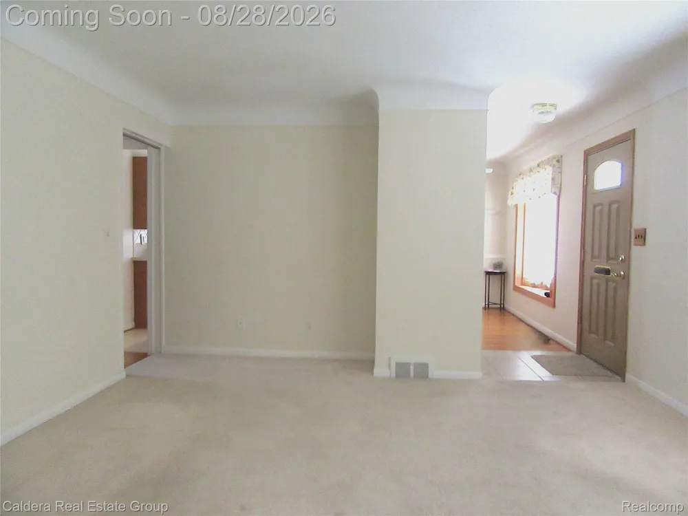 3208 Glenview Avenue Royal Oak City, MI 48073