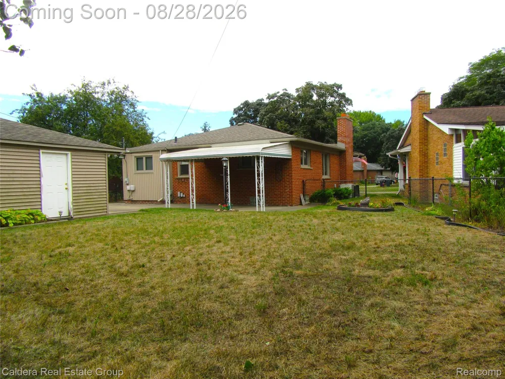 3208 Glenview Avenue Royal Oak City, MI 48073