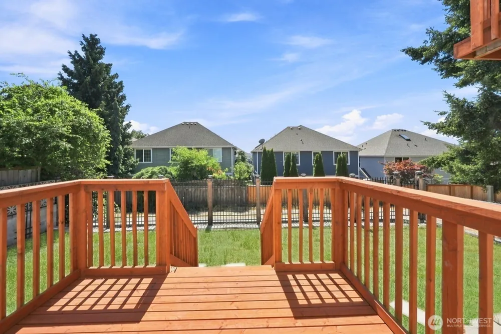 1011 28th Place Renton, WA 98056