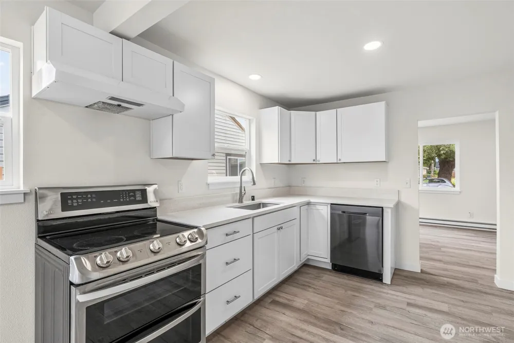 256 28th Avenue Longview, WA 98632
