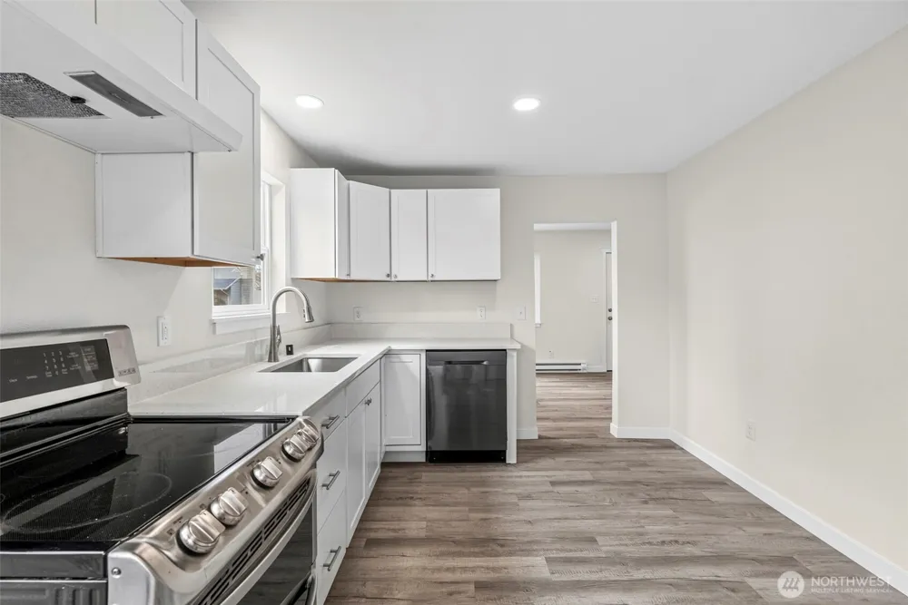 256 28th Avenue Longview, WA 98632