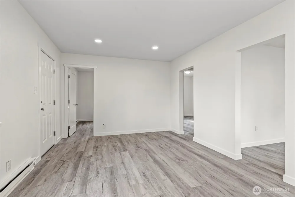 256 28th Avenue Longview, WA 98632