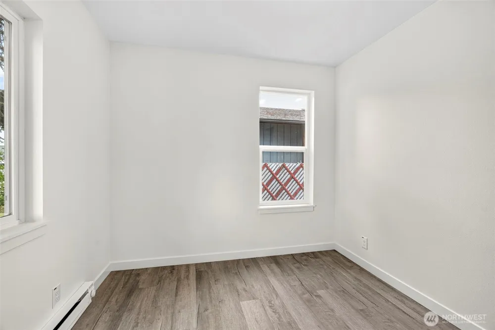 256 28th Avenue Longview, WA 98632