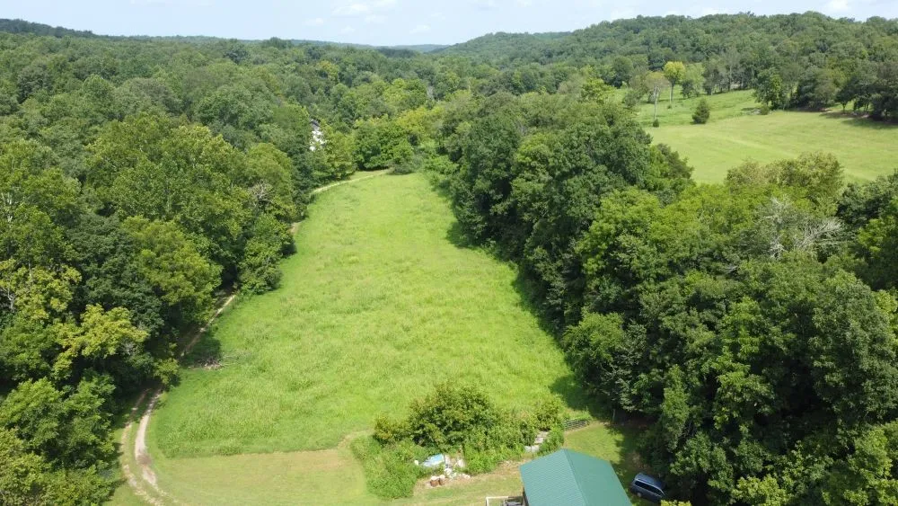 6572 Hassell Creek Rd Lyles, TN 37098