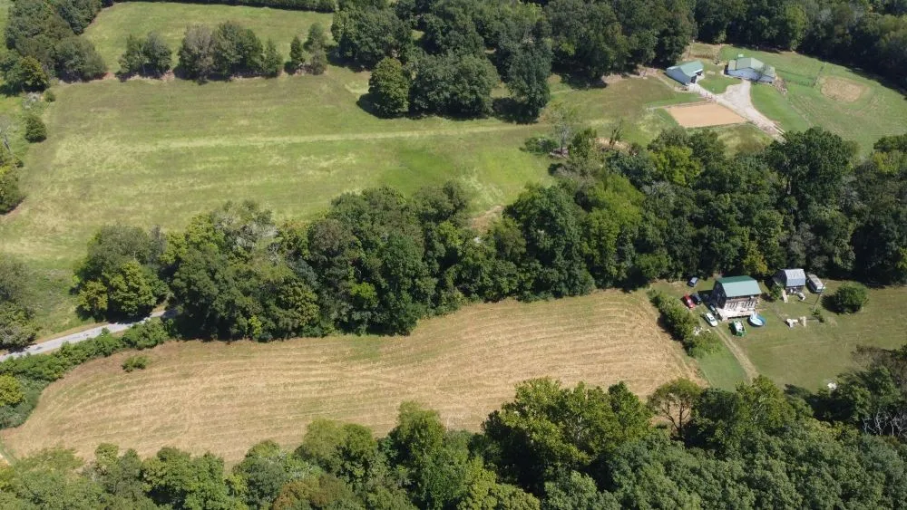 6572 Hassell Creek Rd Lyles, TN 37098