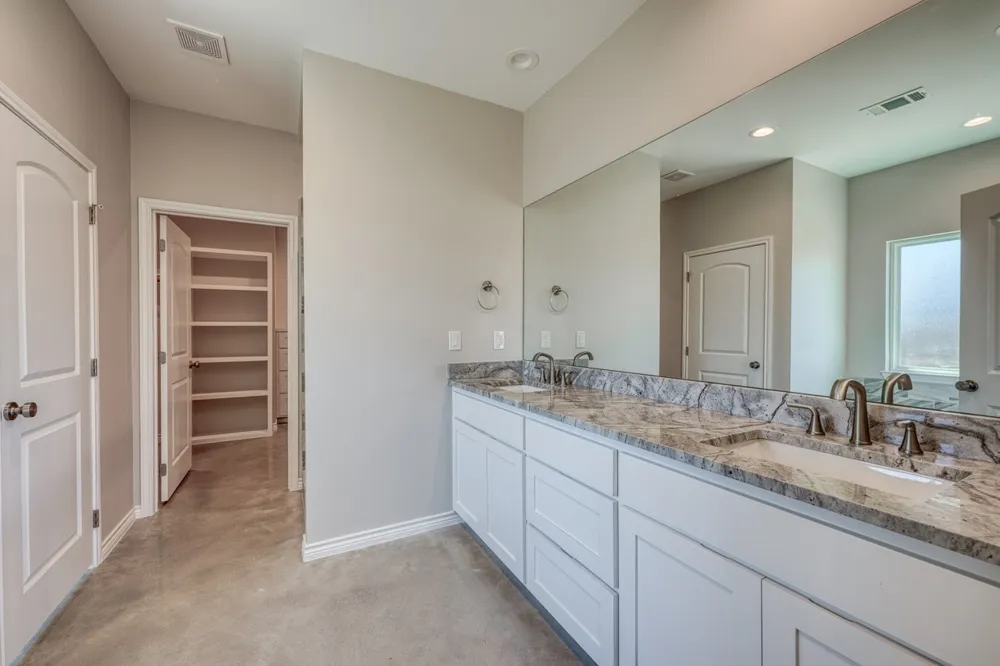 1516 Stonecrests Drive Granite Shoals, TX 78654