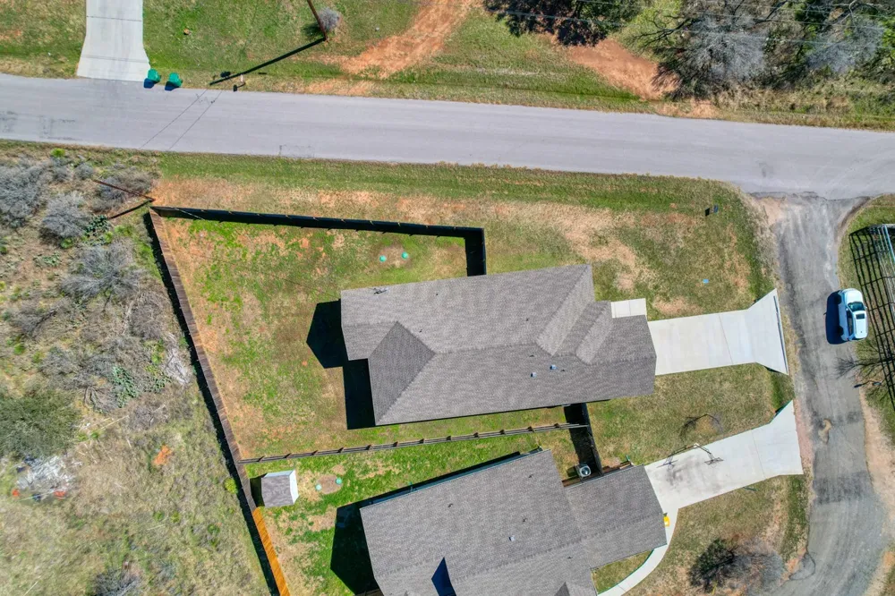 1516 Stonecrests Drive Granite Shoals, TX 78654