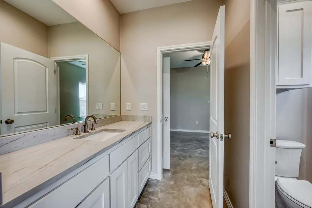 1516 Stonecrests Drive Granite Shoals, TX 78654