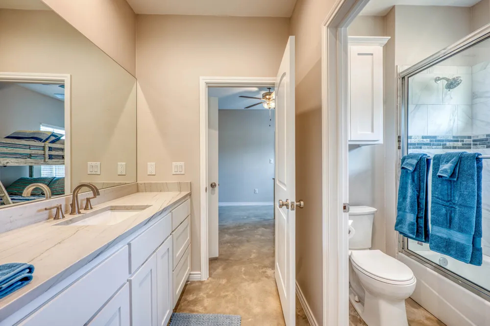 1516 Stonecrests Drive Granite Shoals, TX 78654