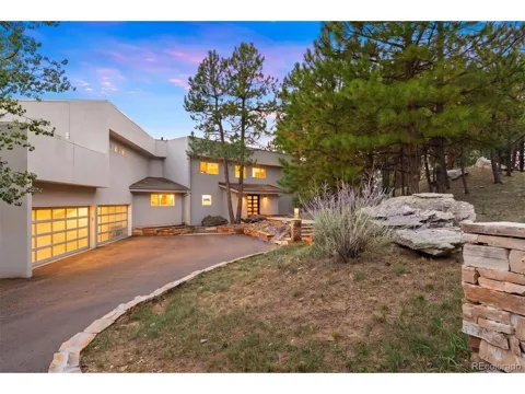 1992 Columbine Court