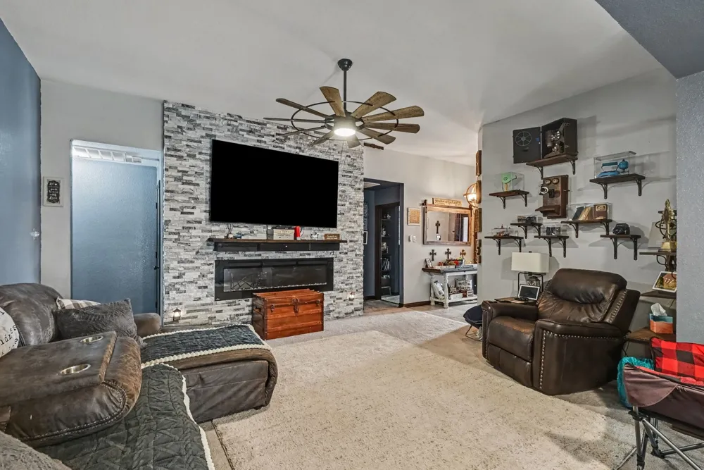 321 Pecos Drive Weatherford, TX 76086