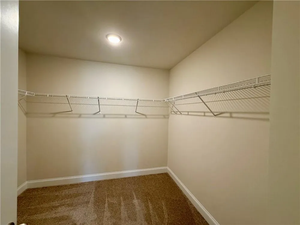 3811 Brookburn Park Gainesville, GA 30506