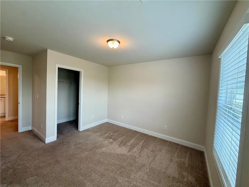 3811 Brookburn Park Gainesville, GA 30506