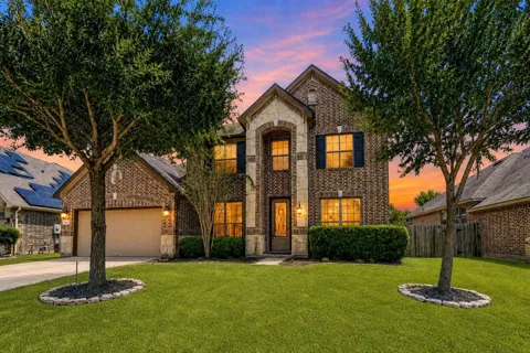 5303 Mesquite Willow Lane