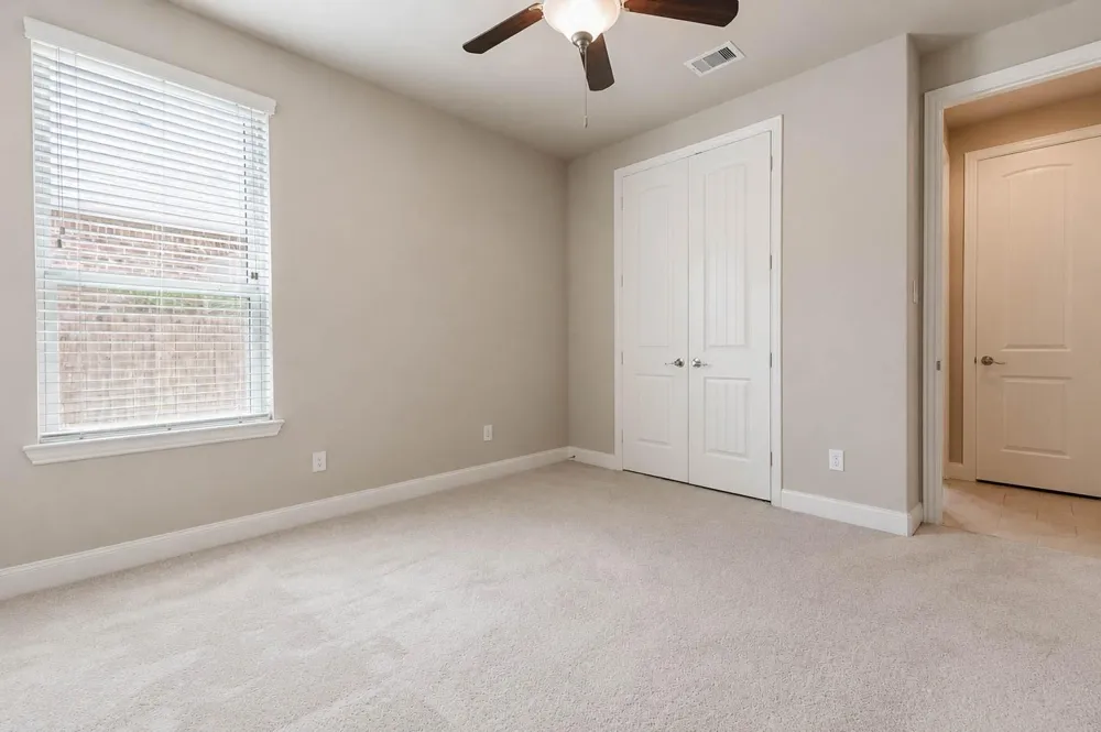 5303 Mesquite Willow Lane Rosharon, TX 77583