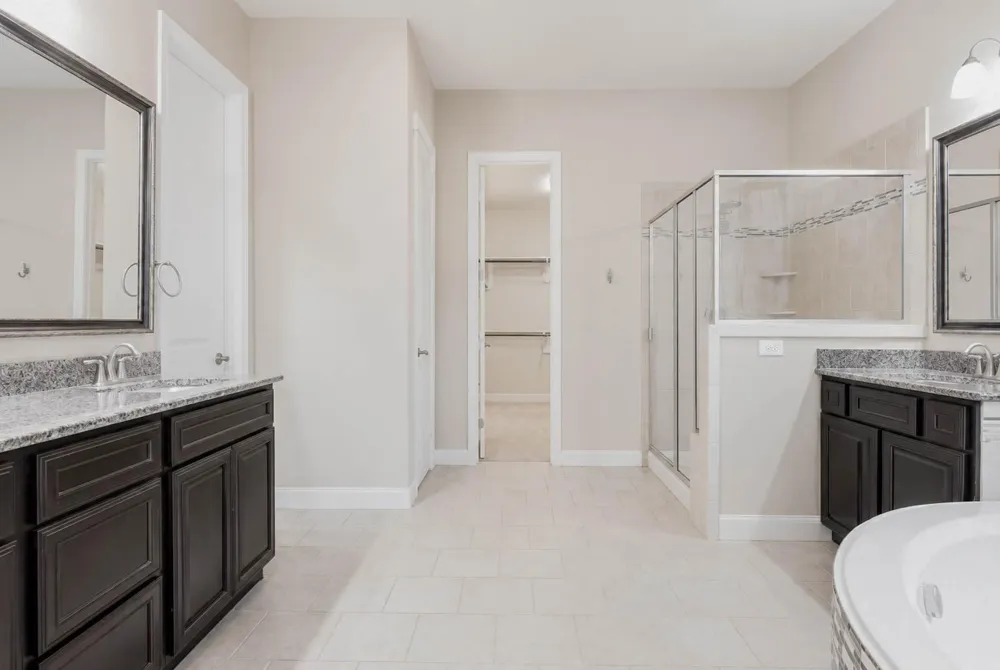 5303 Mesquite Willow Lane Rosharon, TX 77583