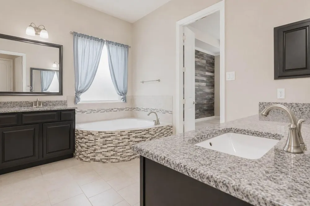 5303 Mesquite Willow Lane Rosharon, TX 77583