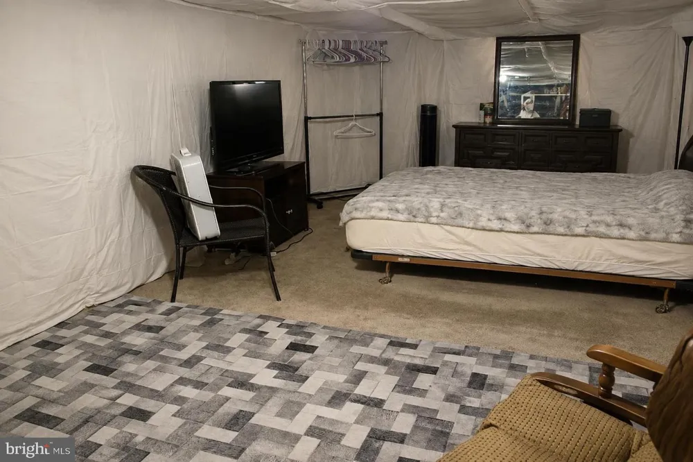 2402 WILKENS AVENUE Baltimore, MD 21223