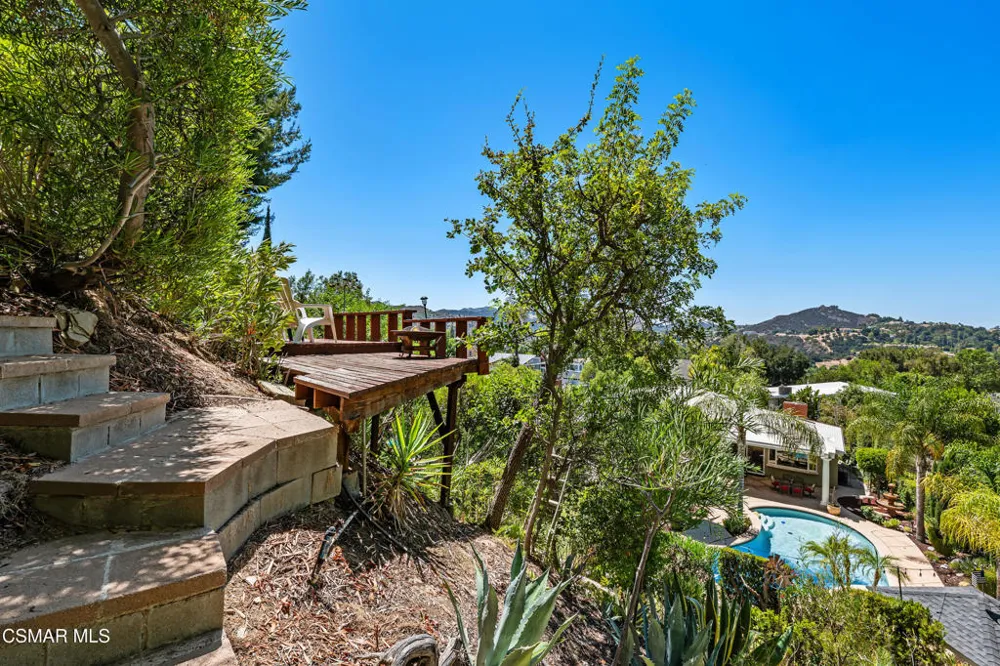 4130 Towhee Drive Calabasas, CA 91302