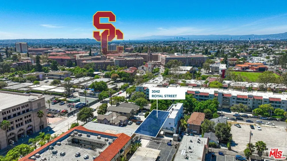 3042 Royal Street Los Angeles, CA 90007