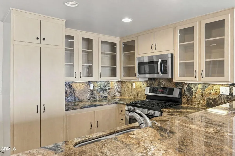 15515 W Sunset Boulevard #504 Pacific Palisades, CA 90272